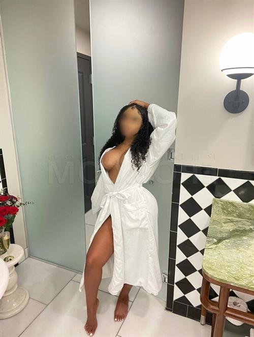 Escort modell Lwe, Pforzheim - 10932